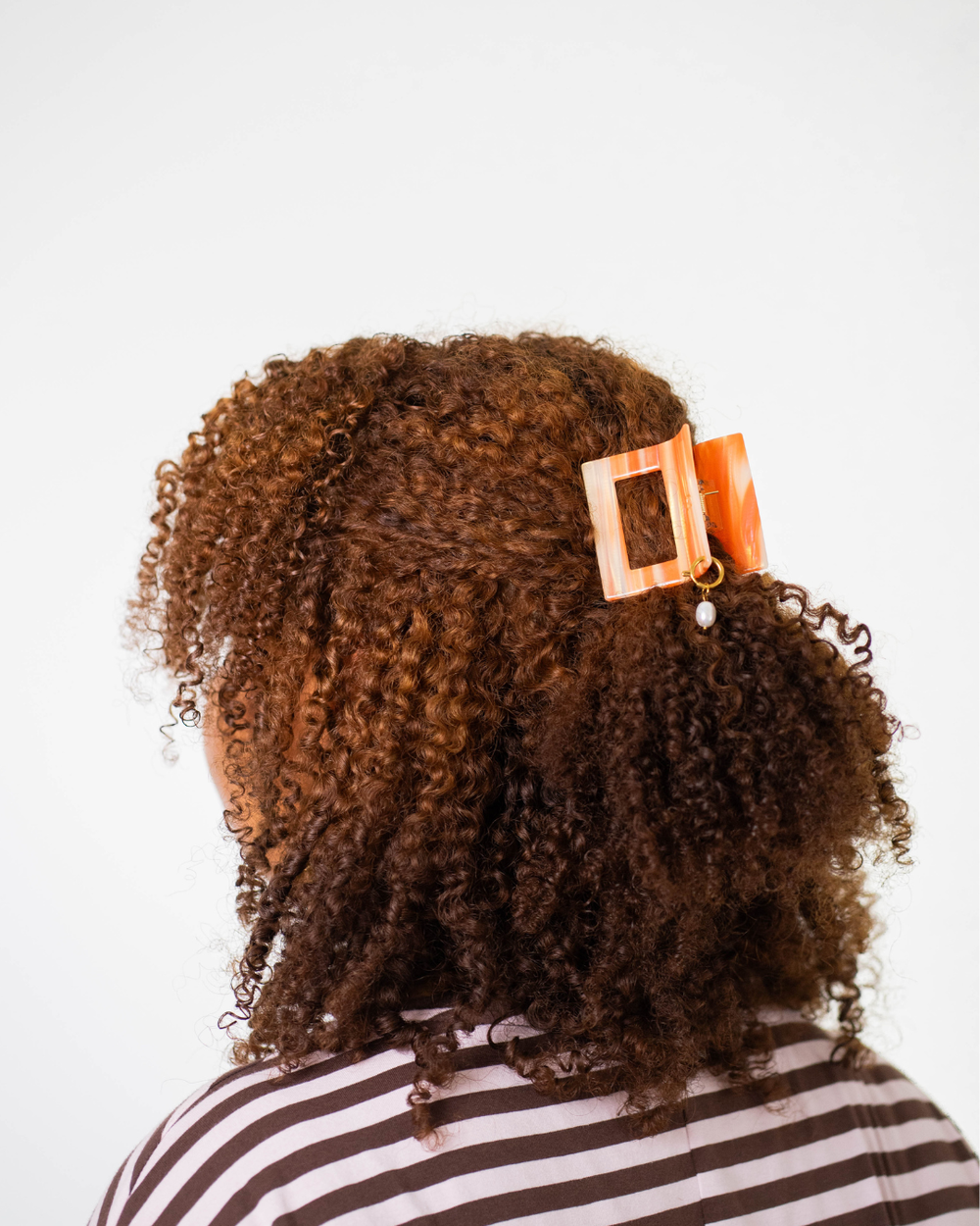 The Halo Clip in Apricot