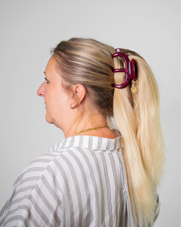 The Cloud Clip in Merlot